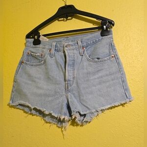 Levis 501 jeans shorts sz 27 light wash